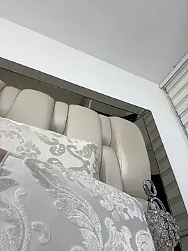 ALISSON_FOXXX1 from StripChat