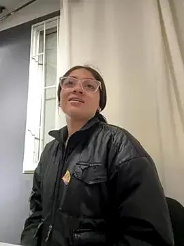 Watch StripChat's Alyha_Cortes Alyha_Cortes from StripChat