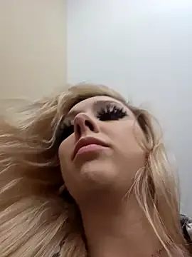 AmethystFoxx from StripChat