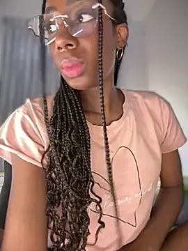 Bicurious craziness: AmyRoss_1 gets uncovered while touching her bush in public AmyRoss_1 from StripChat