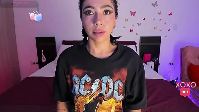 AndreaVelasco from StripChat