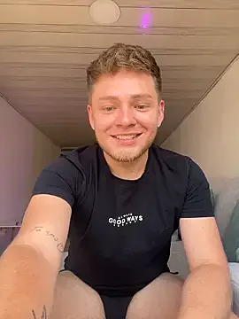 Angel_Montiell from StripChat