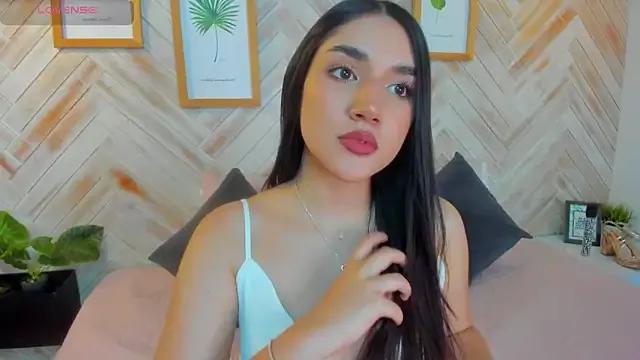 AniiRose on StripChat 