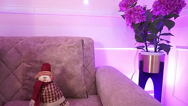 StripChat's Anybuny - curiosity sex cam model to arouse all your whims Anybuny from StripChat