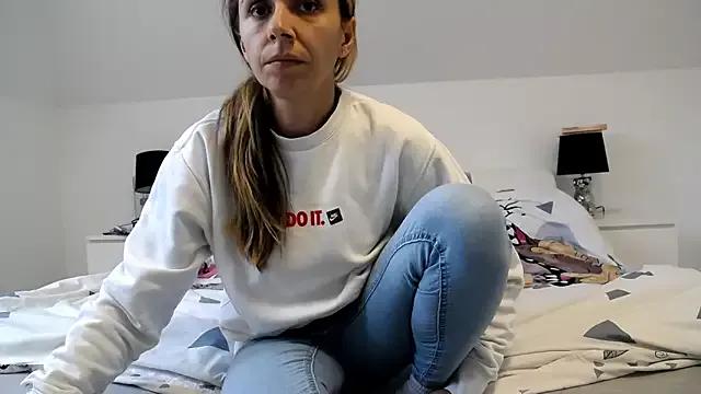 Try StripChat's ArabianMalikah ArabianMalikah from StripChat