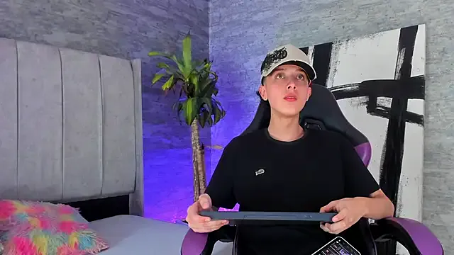 ArthurCox from StripChat