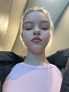 AshleyMur from StripChat