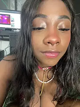 Astergray21 from StripChat