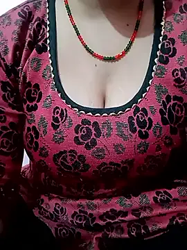 Ayesha_Baby30 from StripChat