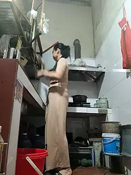 Explore gorgeous camslut Basanis68 Basanis68 from StripChat