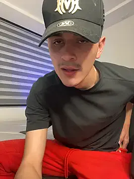 bastia_noooo from StripChat