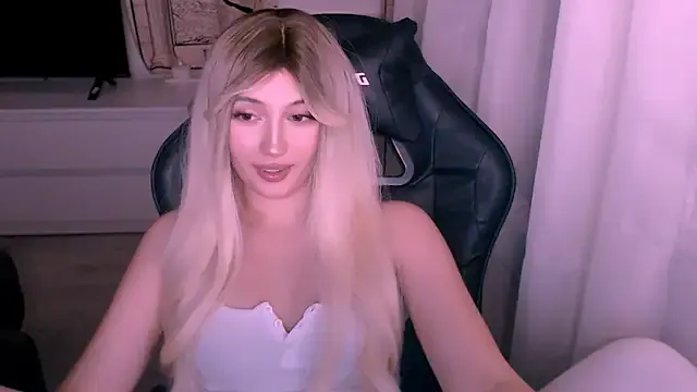 Freechat beauty_blonde on StripChat