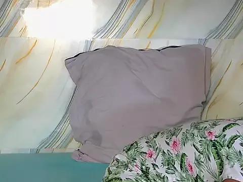 Cute Best_frnd wants you to fuck their body now best_frnd from StripChat