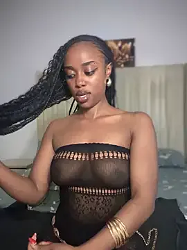 BhadBhad_Kitty from StripChat