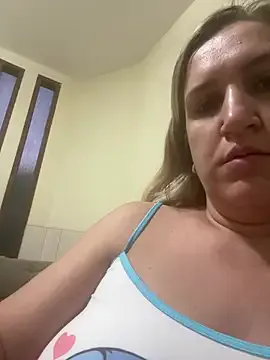 Bia_sexynovaes from StripChat