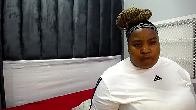 BigAssBBW24 from StripChat