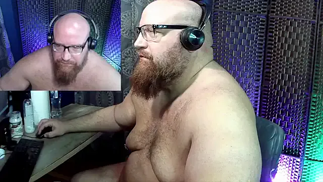 BigBearforCuddles from StripChat