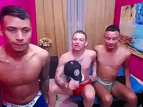 bigcock_latins from StripChat