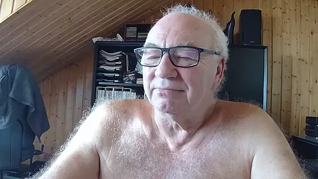 biggandybig from StripChat