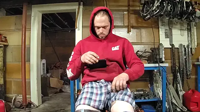 Bigoleslong98765 from StripChat