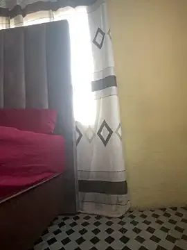 BigRound-Bootayy from StripChat