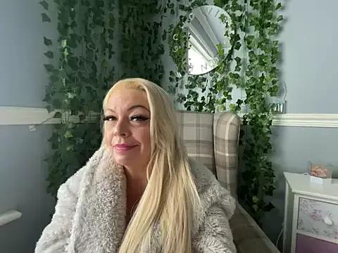 Try slutty stripper BonnyDesire BonnyDesire from StripChat