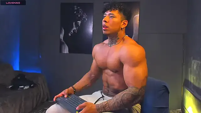 StripChat Bradley_smith bradley_smith from StripChat