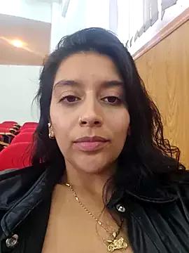 Explore cute camslut BrittanyDiaz BrittanyDiaz from StripChat