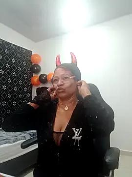 Admire dirty model BustyMilf_ BustyMilf_ from StripChat