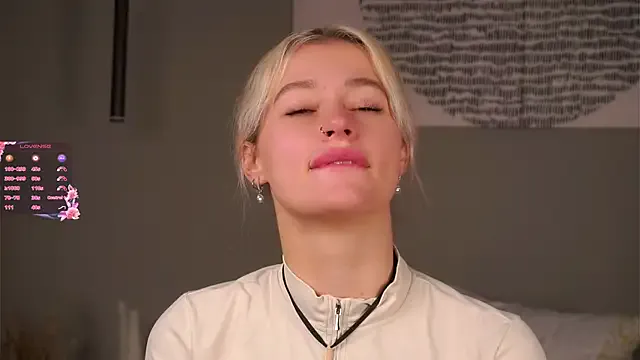 Kink fantasies with sites Buvei's webcam show for a slutty live display buvei from StripChat