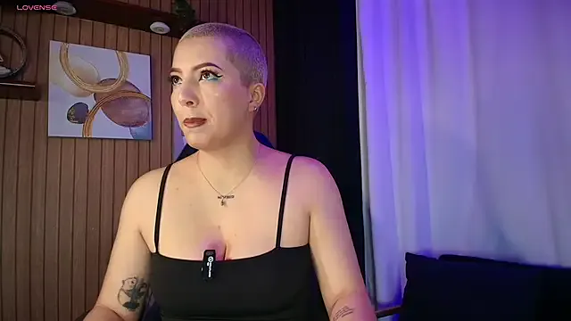 Camila_Chainn from StripChat