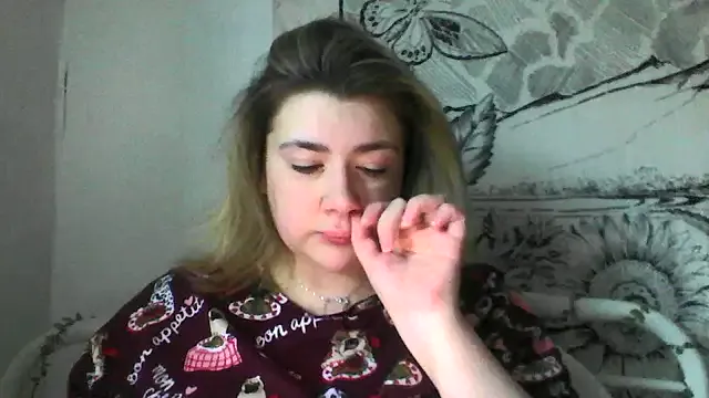 CamilaCherryX from StripChat