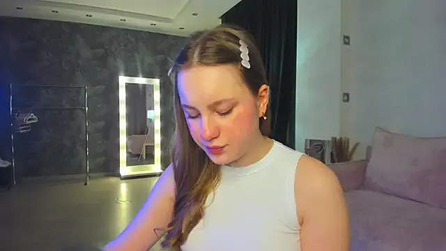 Candy_Cansew from StripChat