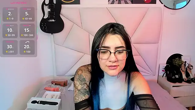 Carla_Bonnet from StripChat