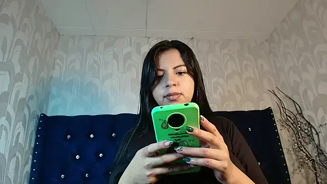 CarolineBrunx from StripChat