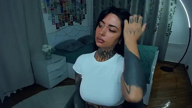 CharimgSabrina from StripChat