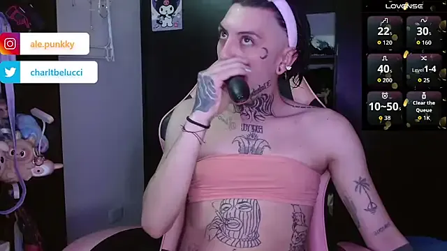 charlotbelucci_ from StripChat