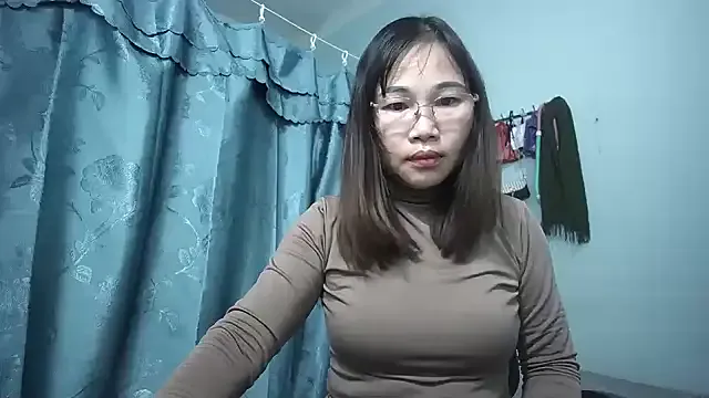 chen_xue from StripChat