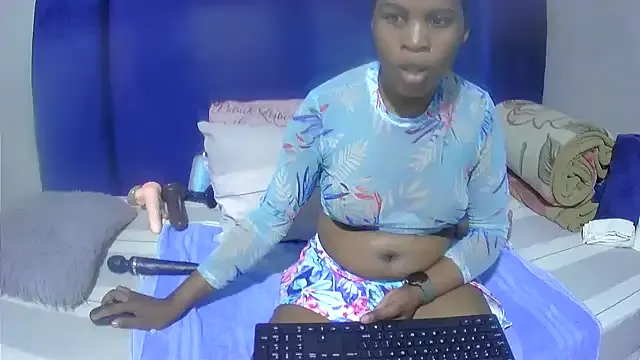 Cherrydollx from StripChat