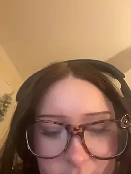 cherryrosealiee from StripChat