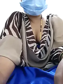 Curious Chikki_20 undressing and cumming with her adored vibrators Chikki_20 from StripChat