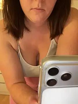 Chloe-taa from StripChat