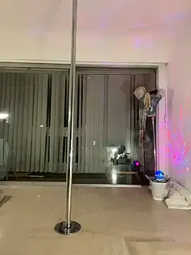 Chris06d22@xh from StripChat