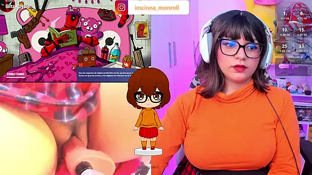 cinna_monroll from StripChat