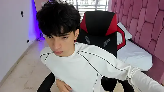 Flirtatious CONNOR_STONNE_ gets exposed and climax while being watched CONNOR_STONNE_ from StripChat