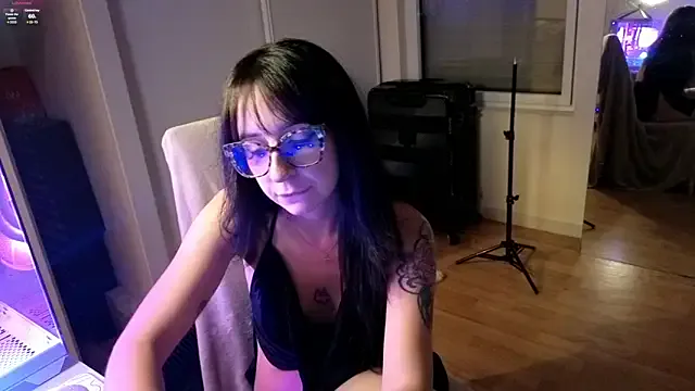 CornetDeGlace from StripChat