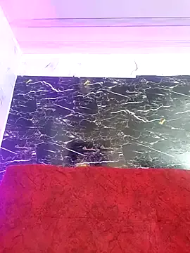 crislingery_dolli from StripChat