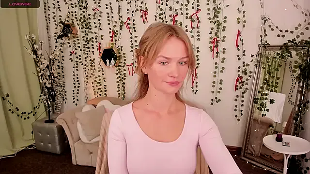 Crystal_Kris from StripChat