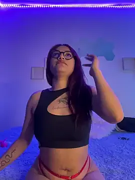 Daliila_11 from StripChat