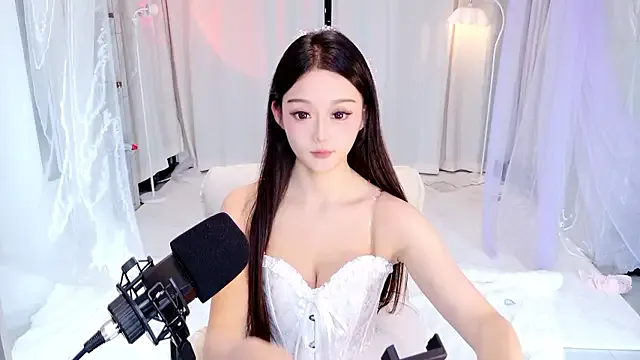 Dancer_Lucky-Nini from StripChat